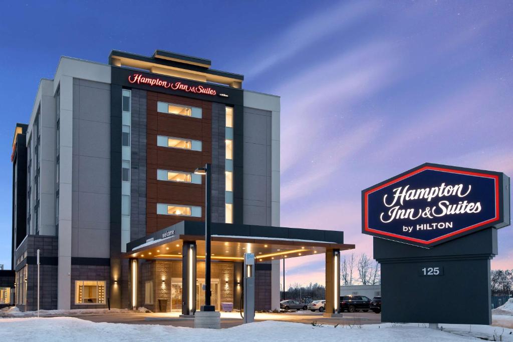 Hampton Inn & Suites by Hilton (Ottawa West)